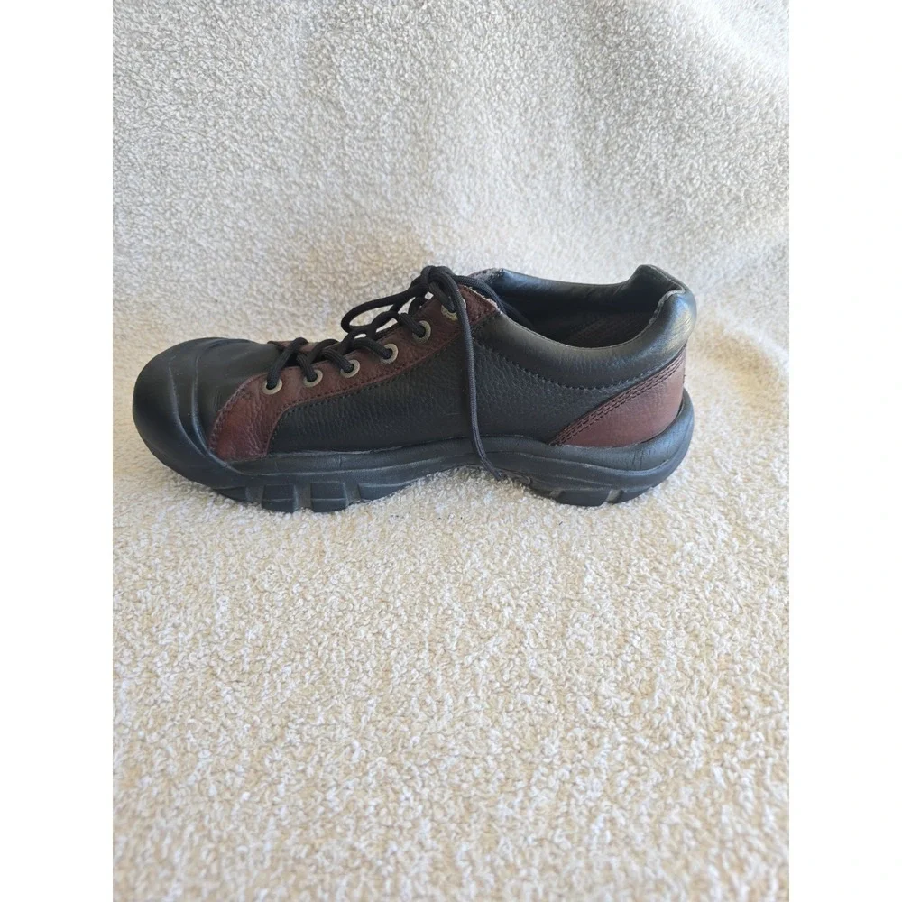 Keen two toned